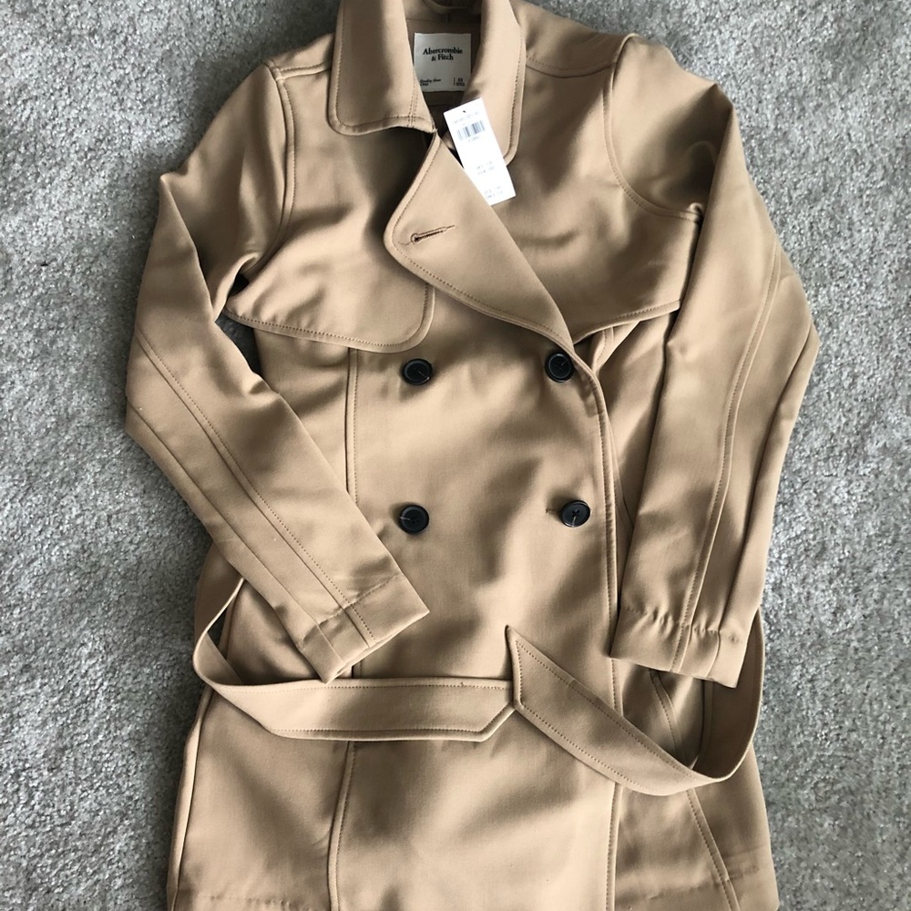 NEVER WORN  Abercrombie Drapey Trench Coat